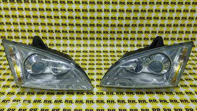 Ford C-Max Mk2 FORD Focus mk2 jobb,bal első xenon fényszóró