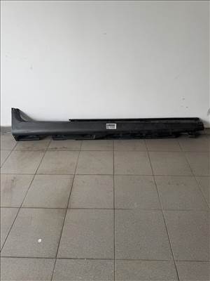 Volvo C30 R Design jobb küszöb