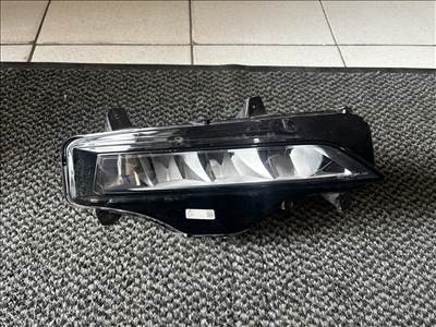 Skoda Octavia IV (5E3) jobb ködlámpa 5e3941700