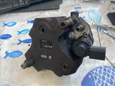 BMW 320 E46 Nagynyomású Szivattyú 0445010045 000000