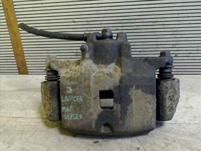 OPEL Zafira 98.09.01-05.08.31 Jobb első féknyereg munkahengerrel