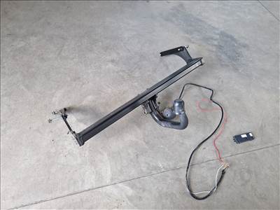 DACIA DUSTER vonóhorog 