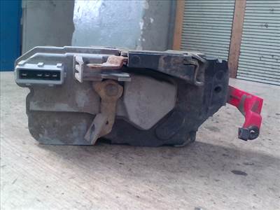 CITROEN XSARA 00.11-04.12 Jobb hátsó ajtó zárszerkezet központi záras