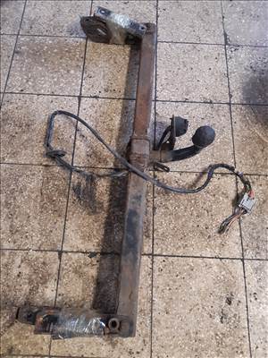 Volvo V70 00-06 Vonóhorog