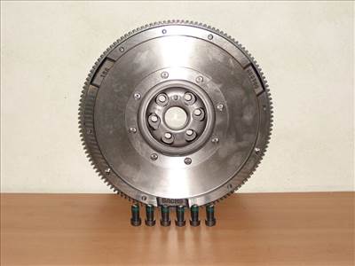 AUDI CABRIO 1.8 (125Le) kettős tömegû lendkerék