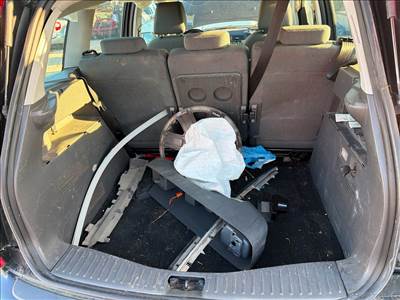 Ford C-Max Mk1 Csomagtér Világítás *155488*