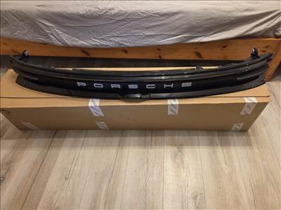 Porsche Macan hátsó középső lámpa 95C945082A