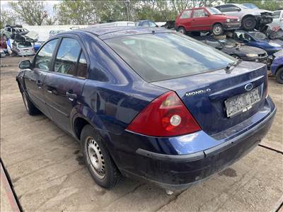 Ford Mondeo Mk3 1.8i bontott alkatrészei