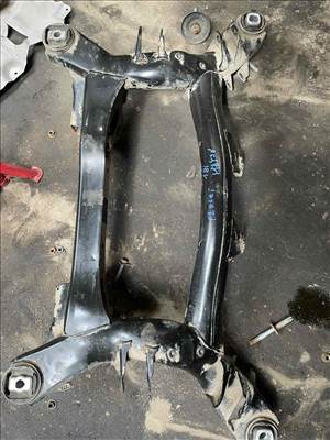 Bmw f20 hátsó bölcső