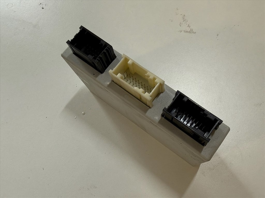 BMW E81, E82, E84, E87, E88, E89, E90, E91, E92, E93 pdc vezérlő 66206982396 66209252638 2. kép