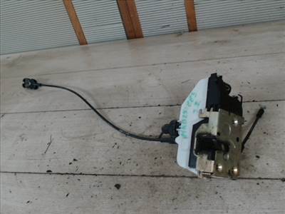 RENAULT ESPACE 02.11.01-06.02.28 Jobb első ajtó zárszerkezet központizáras