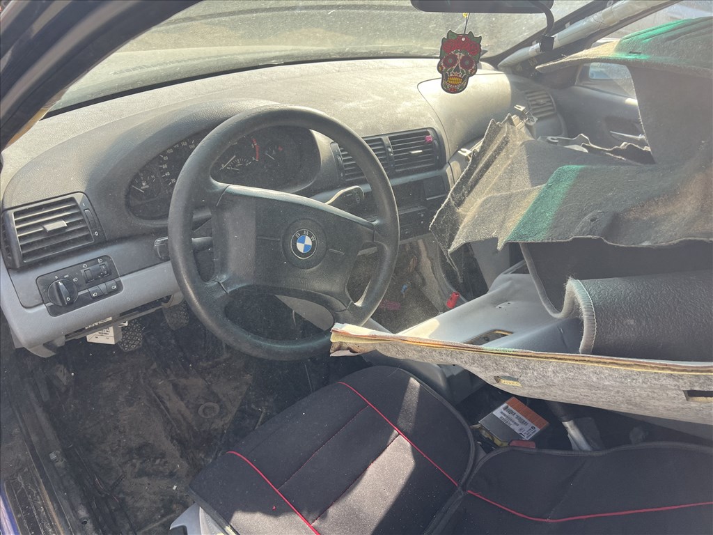 BMW E46 2.0D bontott alkatrészei 3. kép