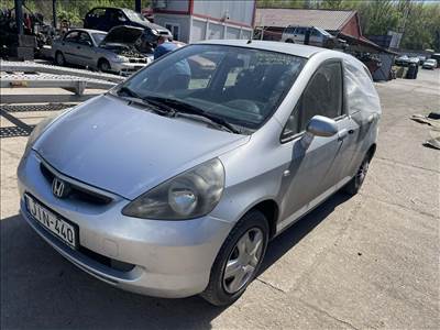 2004 Honda Jazz 1.2I LS benzin, manuális  - balkormányos jármű bontása! 