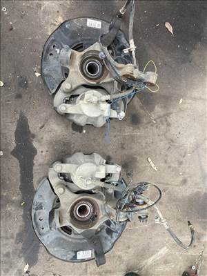 Toyota Yaris (XP130/XP150) 1.5 VVT-I Hybrid Csonkállvány kerékagy bal első jobb első 