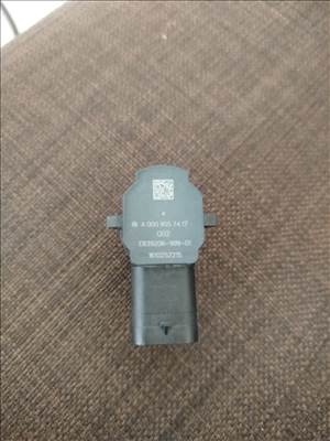 Mercedes EQA 350 H243 parkoló szenzor  a0009057417