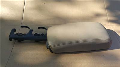 Volvo 9421202 9499406 S70 V70 XC70 C70 könyöklő