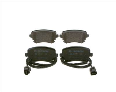 Fékbetét készlet BOSCH 0 986 424 057 for VW, AUDI, SEAT, SKODA, …