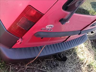 Opel Combo C lökhárító 