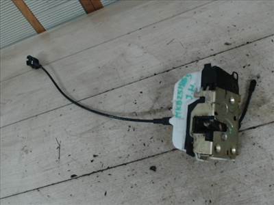 RENAULT ESPACE 02.11.01-06.02.28 Jobb hátsó ajtó zárszerkezet központi záras