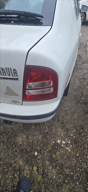 Skoda Octavia I bontott alkatrészei 1.6i BFQ 12. kép