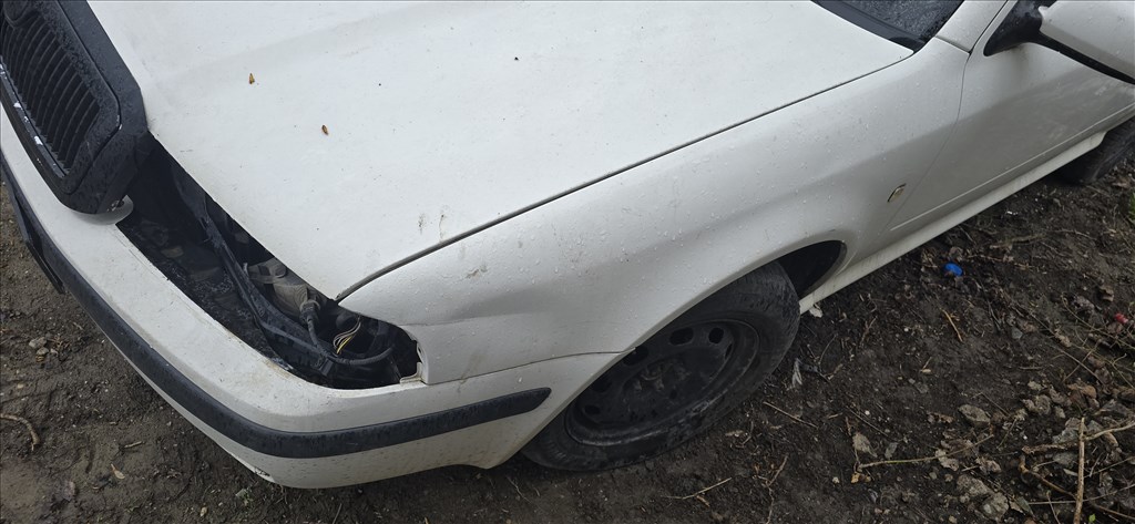 Skoda Octavia I bontott alkatrészei 1.6i BFQ 7. kép