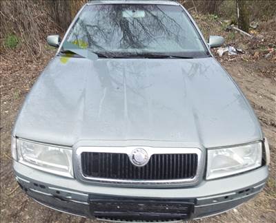 Skoda Octavia I bontott alkatrészei 1.6i BFQ