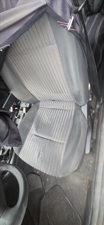 Skoda Octavia I bontott alkatrészei 1.6i BFQ 38. kép