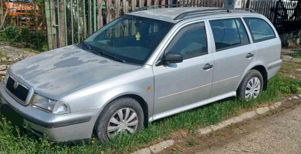Skoda Octavia I bontott alkatrészei 1.6i BFQ 9. kép