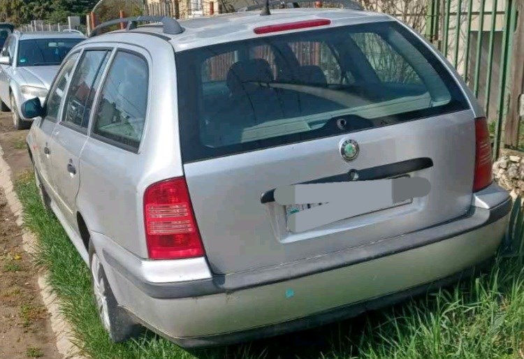 Skoda Octavia I bontott alkatrészei 1.6i BFQ 10. kép