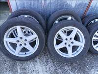  5x112 lyukosztású 17" használt alufelni, rajta 235/55 használt téli gumi gumi 