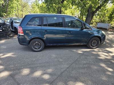 Opel Zafira B 1.9 CDTI ajtó 