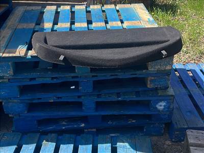  MAZDA 2 (DE) Kalaptartó