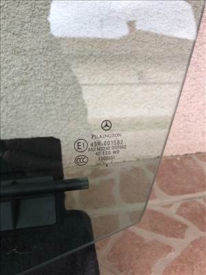 Mercedes C 200 CDI T-Modell Ablak