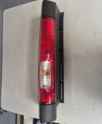 Renault Trafic II/Opel Vivaro A/Nissan Primastar bal hátsó lámpa/fényszóró 2006-2014-ig 8200415250   2652500q0a