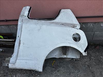 Suzuki Swift IV Bal hátsó bal hátsó negyed 