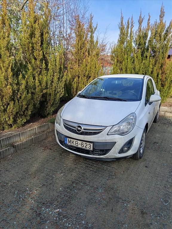 Eladó Opel Corsa D haszonjármű 4. kép