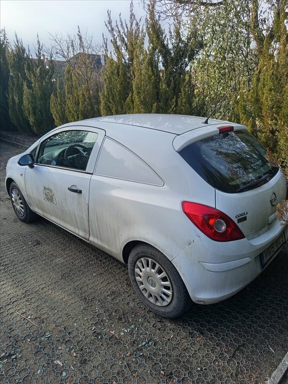 Eladó Opel Corsa D haszonjármű 5. kép