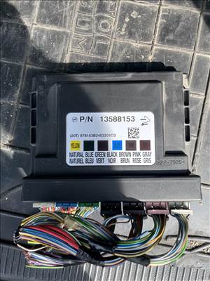 Opel astra J komfort elektronika, BCM modul 13588153