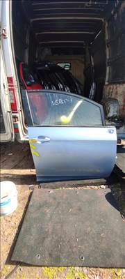 Toyota Verso-S Jobb első ajtó 