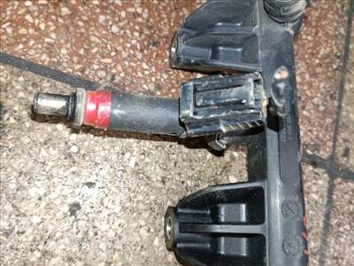 Skoda Fabia I Porlasztó (1 db) *153329* 03d906031c