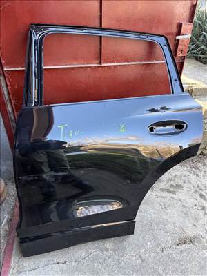 Volkswagen Tiguan II bal hátsó ajtó (üresen, kis hibás)