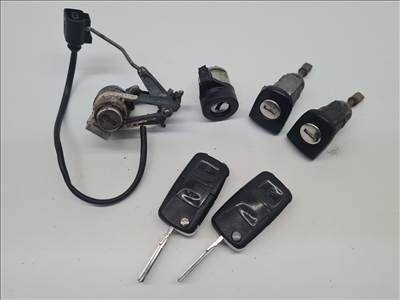 Volkswagen Golf IV zárbetét szett 3 és 5 ajtóshoz (32051)