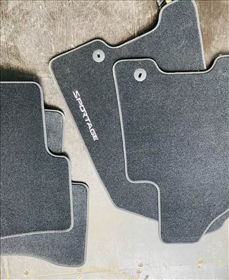 Kia Sportage (QL) szőnyeg garnitúra 
