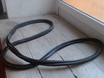 OPEL CORSA D 06-11 Jobb első ajtó kéder gumi