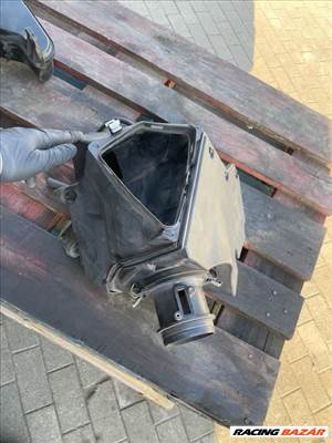 Audi A5 (B8 - 8T) AUDI LEVEGŐSZŰRŐHÁZ  8k0133835b