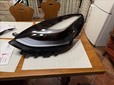 Tesla model 3/Y Mátrix led 151495200d