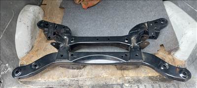 Opel Insignia A hátsó bölcső 