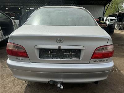Toyota Avensis 2.0 -1AZ- bontott alkatrészei