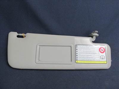 Lancia Ypsilon III. szürke színű,tükrös, jobb oldali napellenző