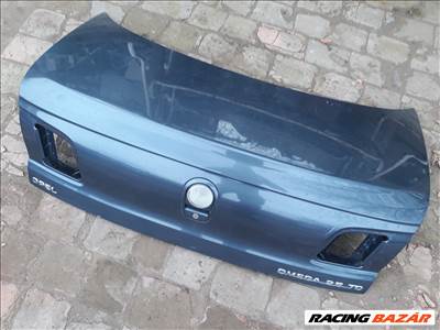 Opel Omega B csomagtérajtó